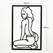 Painel Decorativo Feminino Vazado em Metal – Arte de Parede Moderna para Casa
